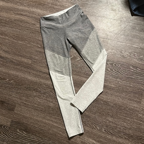 Outdoor voices leggings - Picture 1 of 5